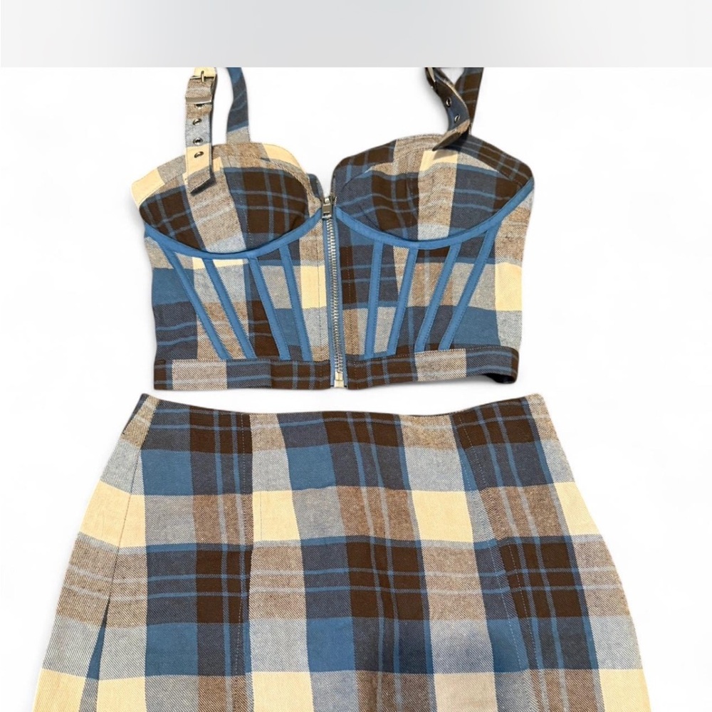 POSTER GIRL Mini Skirt Set in Blue and black